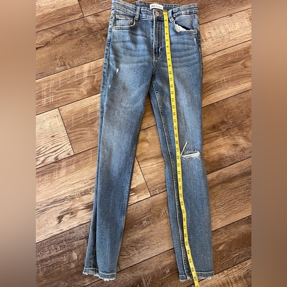 Zara Jeans - Picture 4 of 6